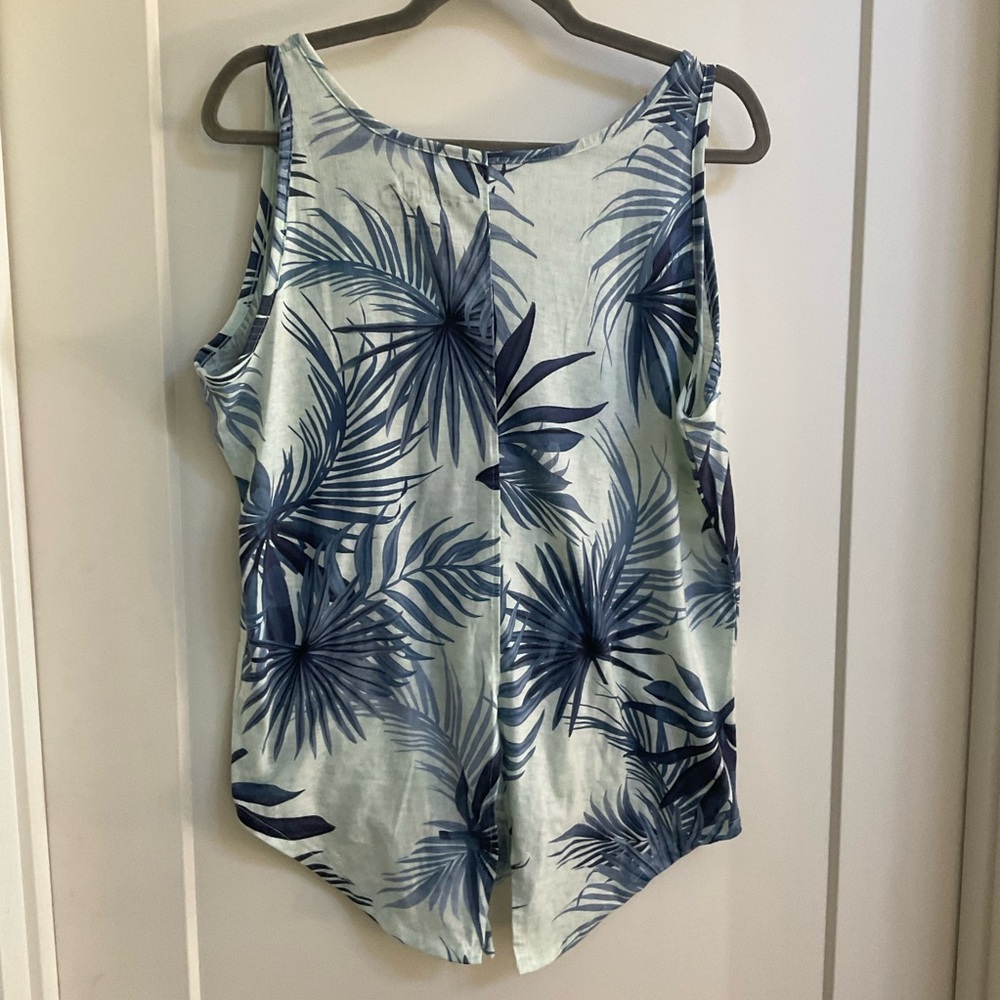 Reel Life Tanktop - Picture 6 of 6